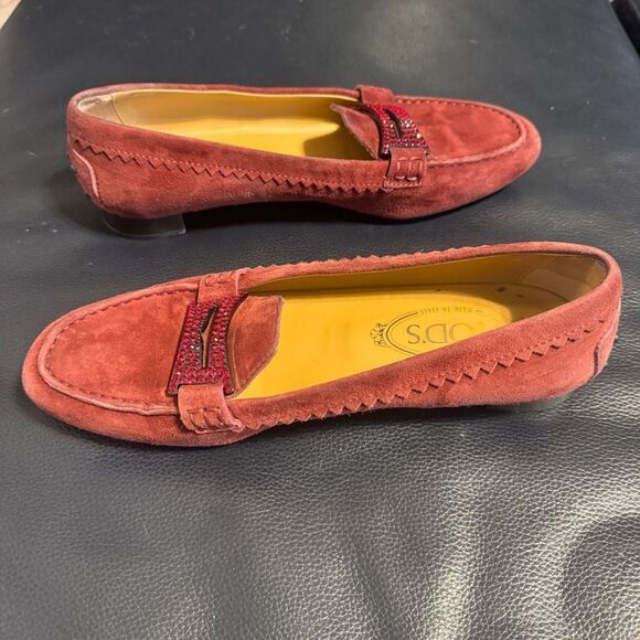 Tod’s Lane Suede Loafers Burgundy with Crystal Embellishments EU 37.5 US 7.5 - Picture 9 of 13